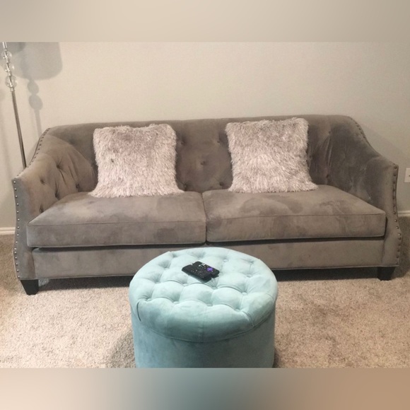 SAFAVIEH Two Large Gray Shag Metallic Silver Decorative Throw Pillows - Picture 4 of 17